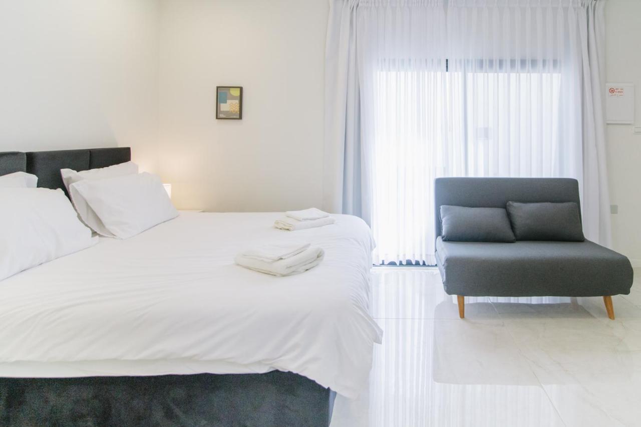 Olala Desert Shades Apartment Neve Zohar Bagian luar foto
