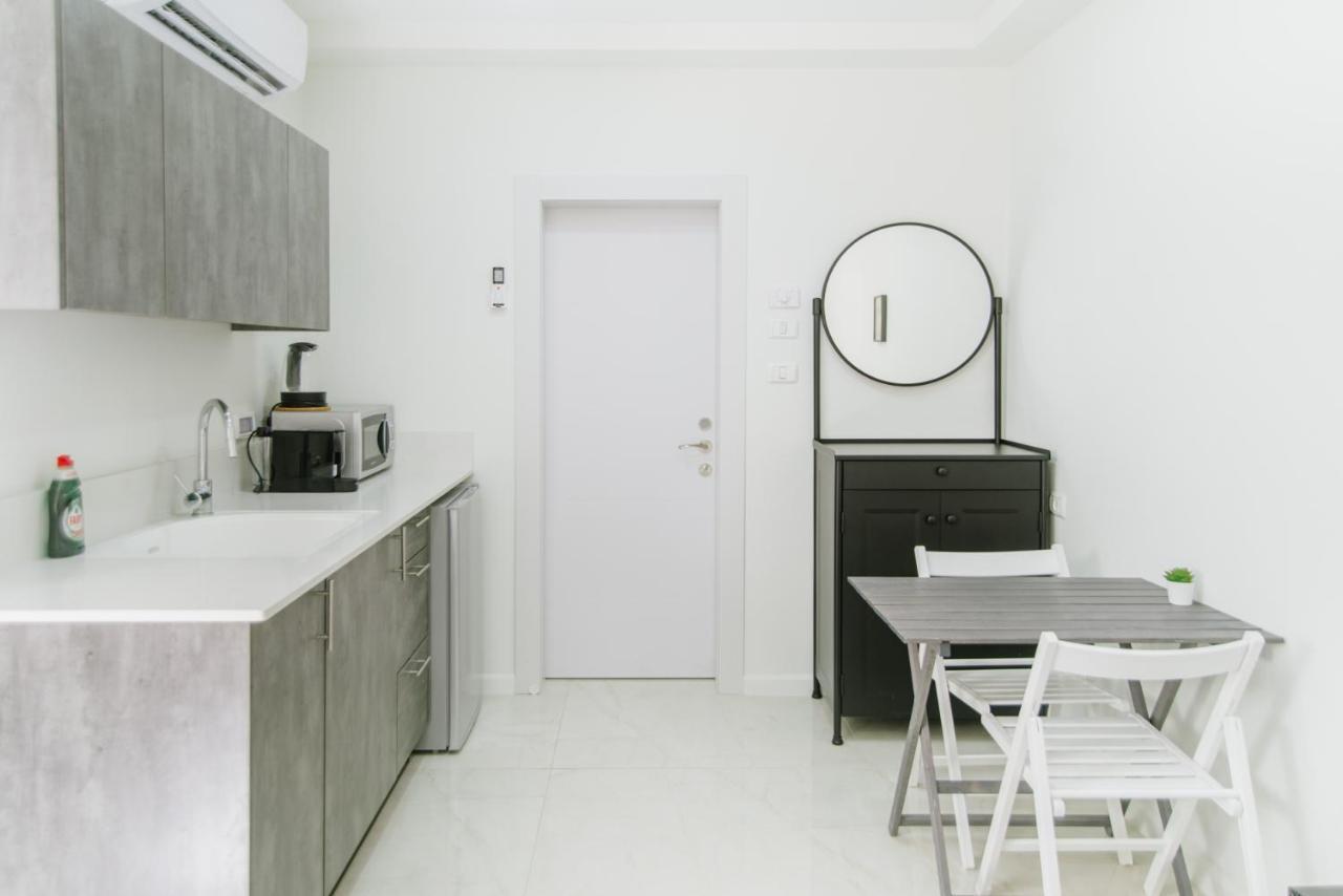 Olala Desert Shades Apartment Neve Zohar Bagian luar foto