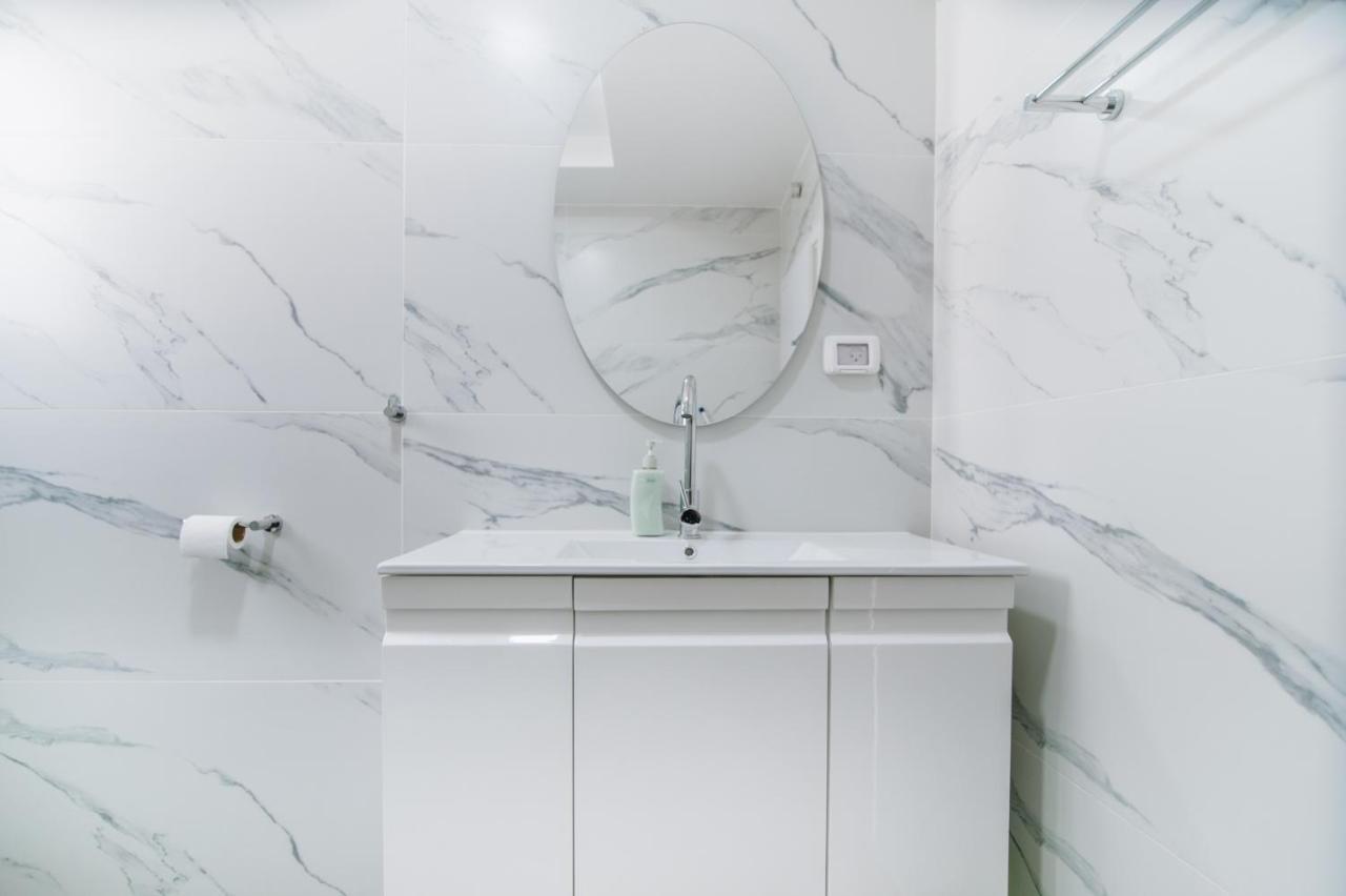 Olala Desert Shades Apartment Neve Zohar Bagian luar foto