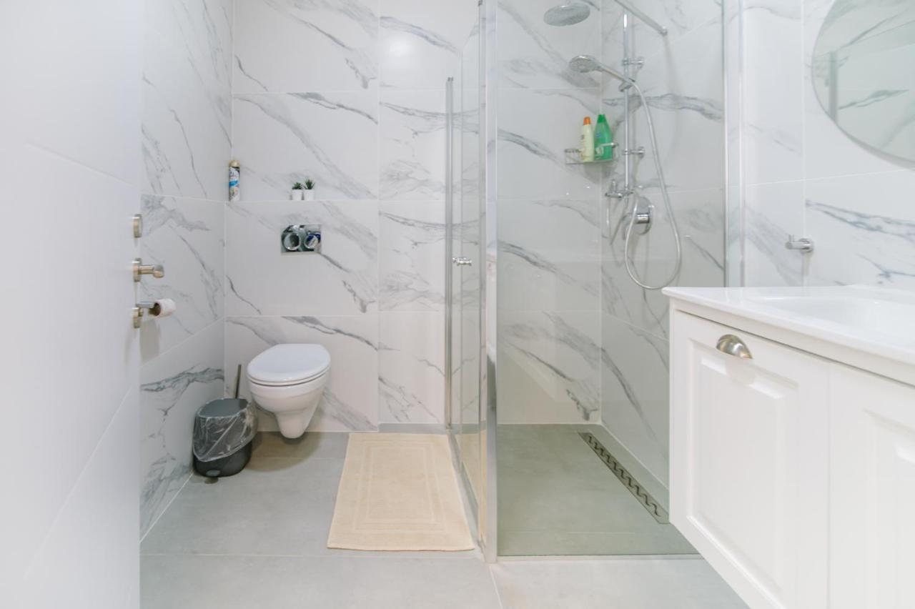 Olala Desert Shades Apartment Neve Zohar Bagian luar foto