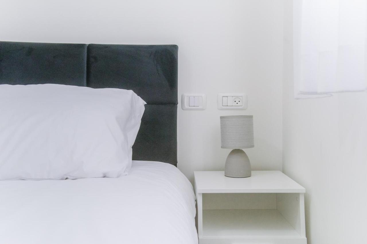 Olala Desert Shades Apartment Neve Zohar Bagian luar foto